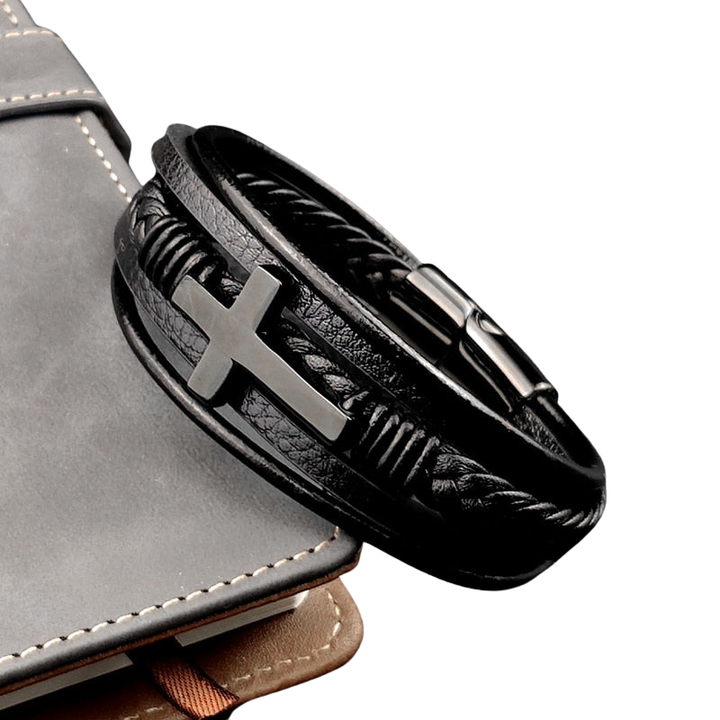 Armband met kruisaccent – geschikt voor formeel en dagelijks gebruik