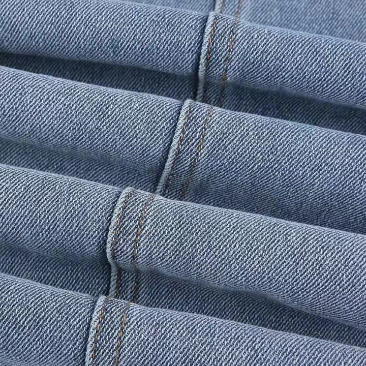 Trendy flared jeans met ster opdruk