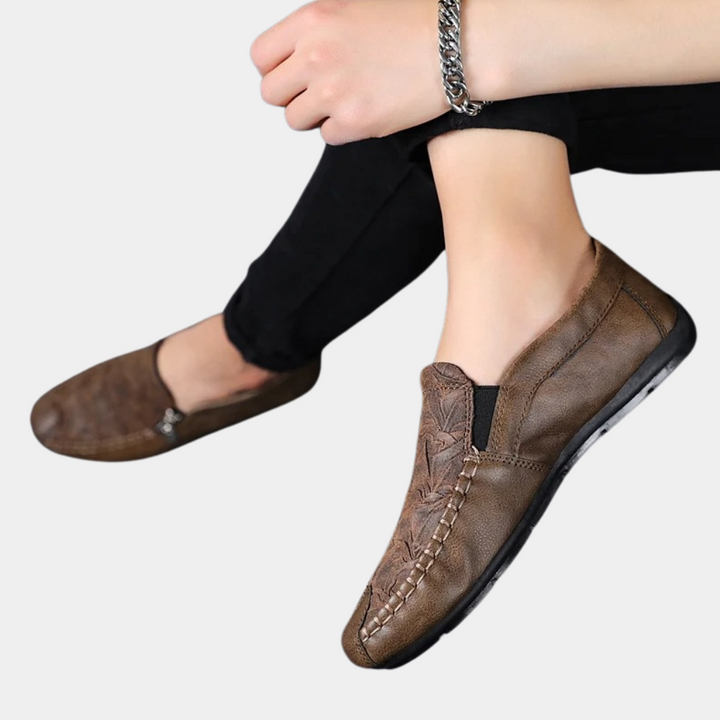 Herenloafers met klassieke instapstijl en stevige constructie