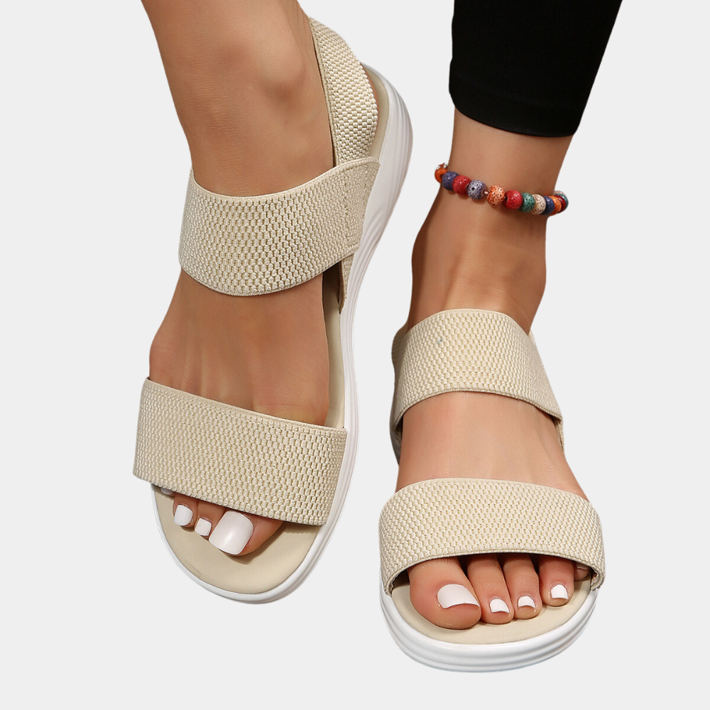 Dames platte sandalen met verstelbare band en comfortabele zool