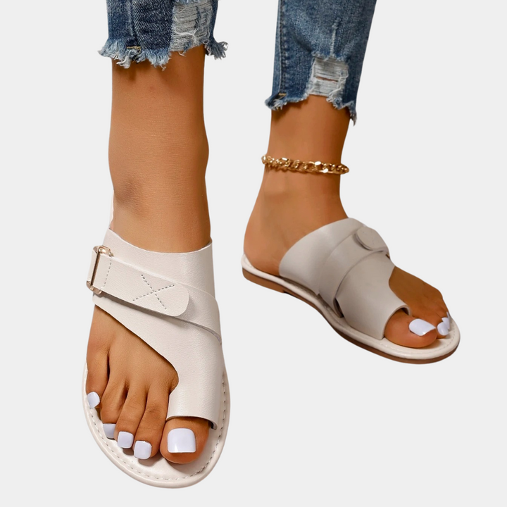 Dames sandalen met minimalistisch ontwerp en verstelbare band
