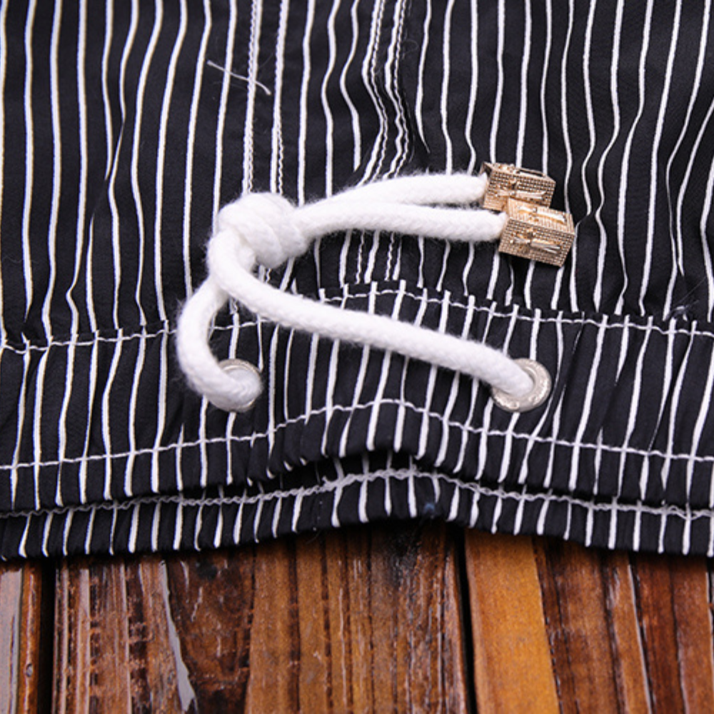 Heren short met gestreept patroon en elastische tailleband