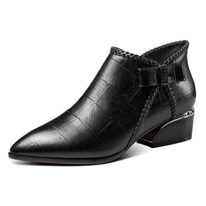 Enkellaarzen met zijrits en lage blokhak