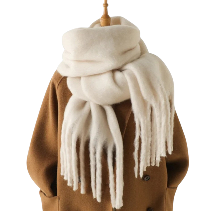 Grote sjaal geschikt voor laagjeskleding in koud weer