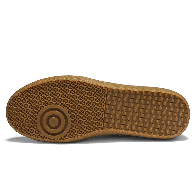 Herensneakers met stiksel details en vetersluiting