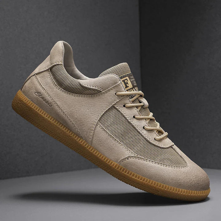 Herensneakers met stiksel details en vetersluiting