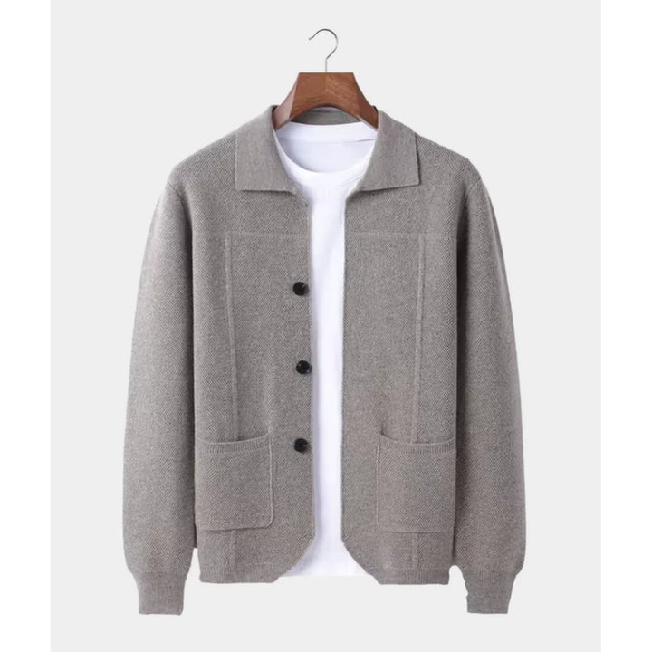 Herenvest met kraag en zakken aan de voorkant