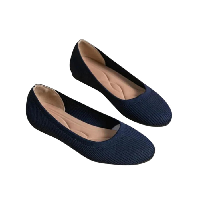 Instapschoenen met ronde neus en vlakke zool