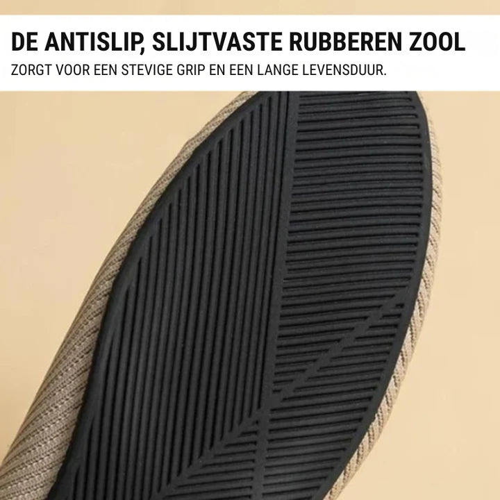 Instapschoenen met ronde neus en vlakke zool