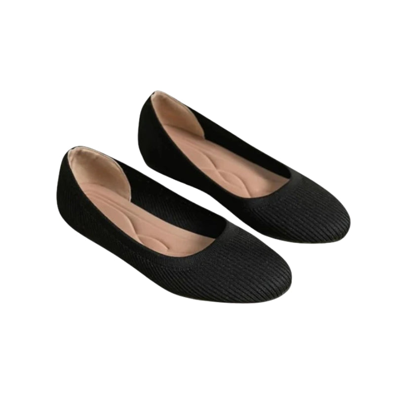 Instapschoenen met ronde neus en vlakke zool