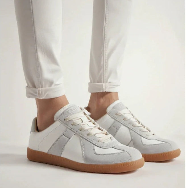 Lage heren sportschoenen met veters in retrostijl en rubberen zool