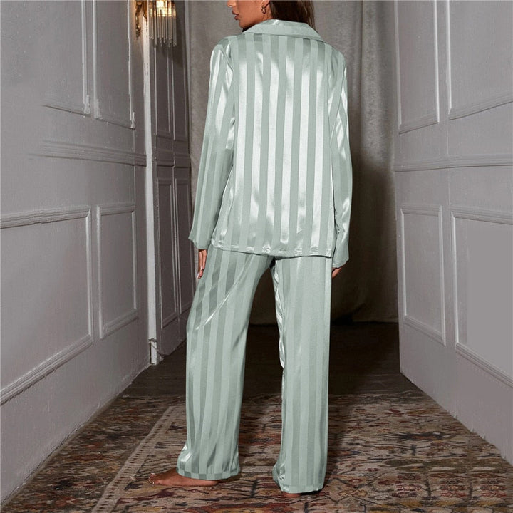 Dames satijnen pyjama set met lange mouwen top en broek