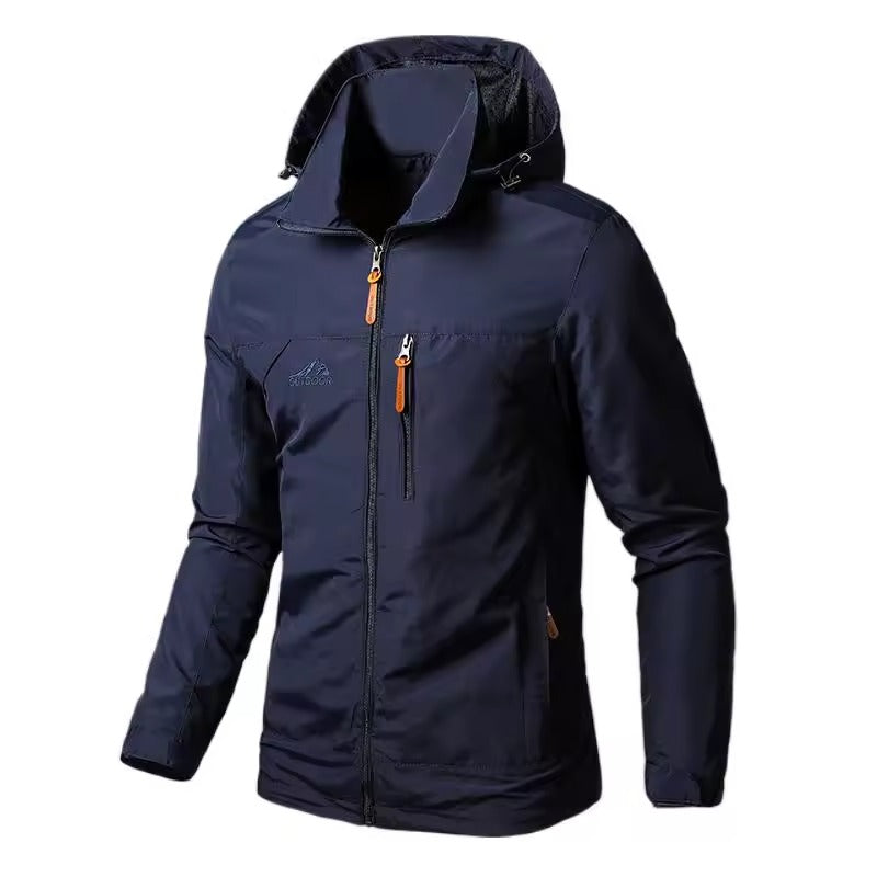 Heren outdoorjack met capuchon rits aan de voorkant en borstzak